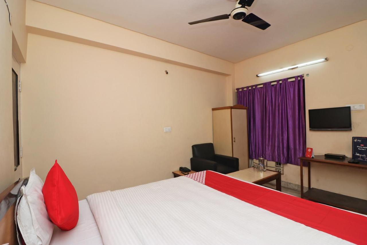 Oyo 17424 Hotel Swagat 伽耶 外观 照片